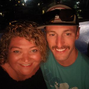 Meet your Posher, Caitlin